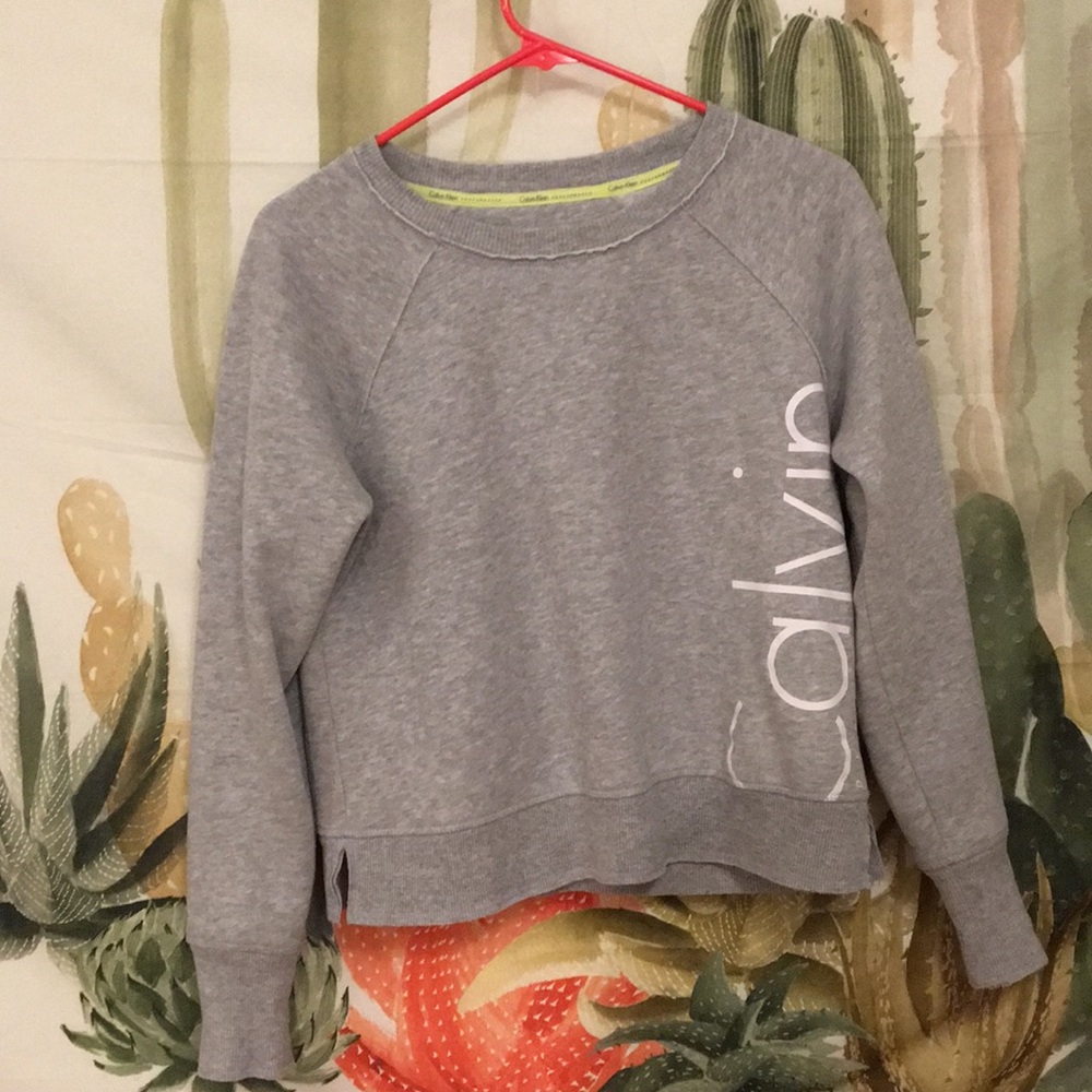 Grey comfy Calvin Klein sweatshirt